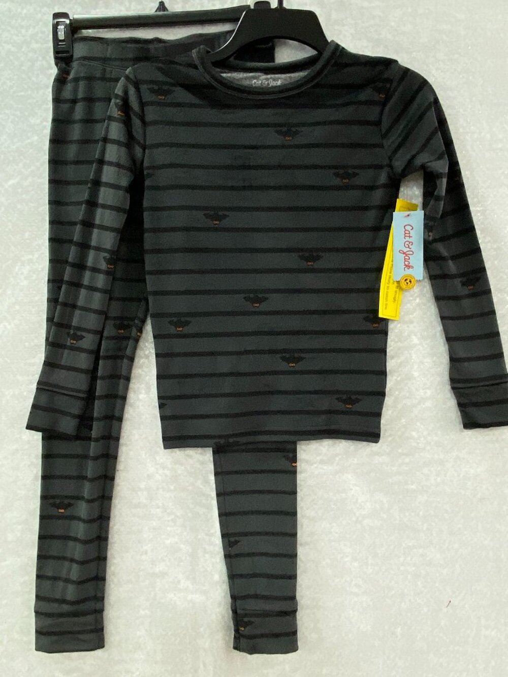 Cat & Jack Halloween Bat Pajamas Kids 12 Velour black Stripe Long Sleeve New
